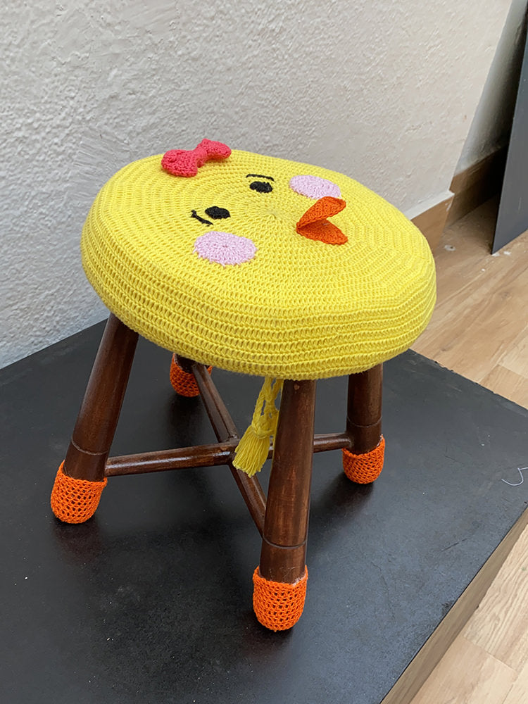 Hat Head Chicken Stool